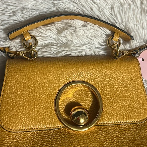 ✨Coccinelle Pebbled Leather Handbag/Crossbody✨NWT $365 - Picture 4 of 9